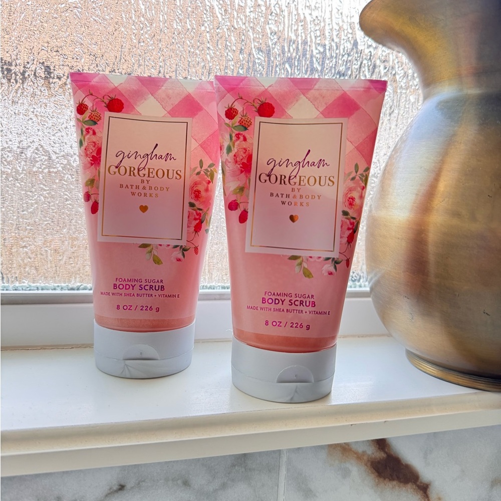 Bath & Body Works Gingham Gorgeous Foaming Sugar Body Scrub -2pk